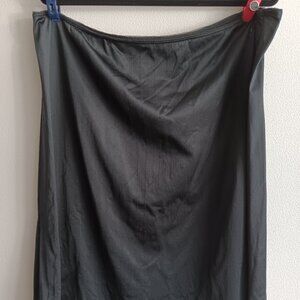 Black Smooth Lace-Bottomed Skirt